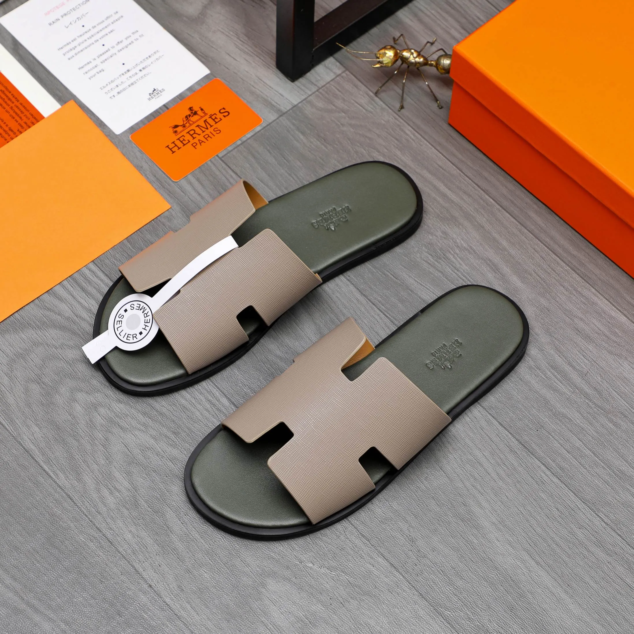 Men's shoes 💰280 Product trademark: Hermes "Hermes" slippers Regular size: 38-46 Product material: vertical grain cowhide upper, microfiber lining, original outsole